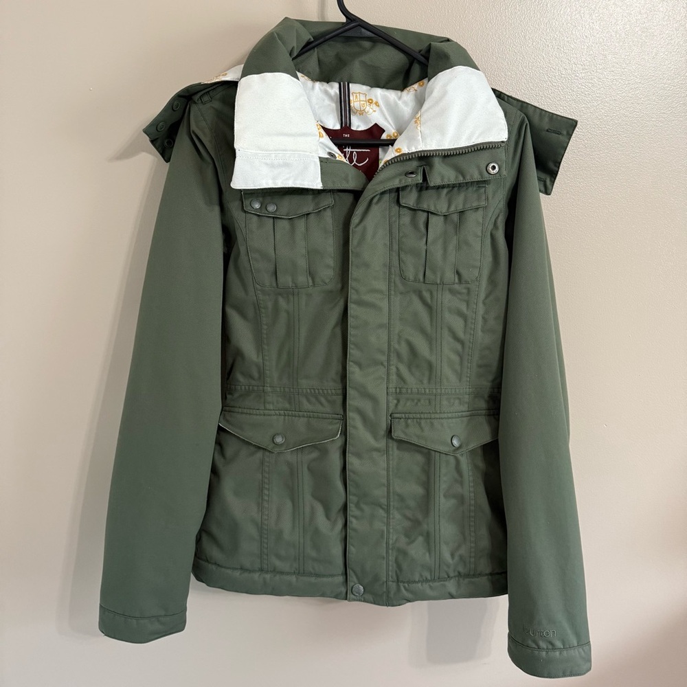 Burton White Collection DryRide Ski/Snowboard Jacket Olive Fur Trim Hood Sz 1/XS
